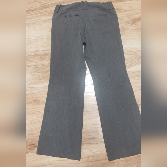 The Limited Gray Woman Pants Style Drew Flare Career Office Classic Size 8 - Picture 3 of 3